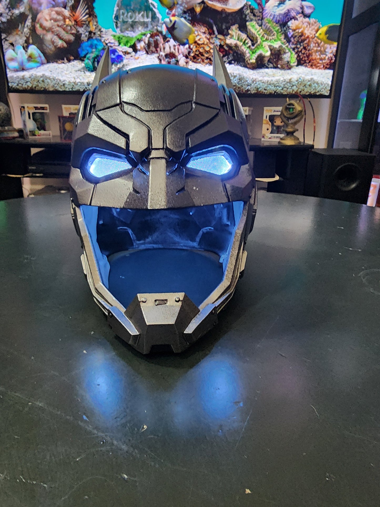 Cyberpunk Batman Helmet – Wearable Cosplay STL (Digital Download)
