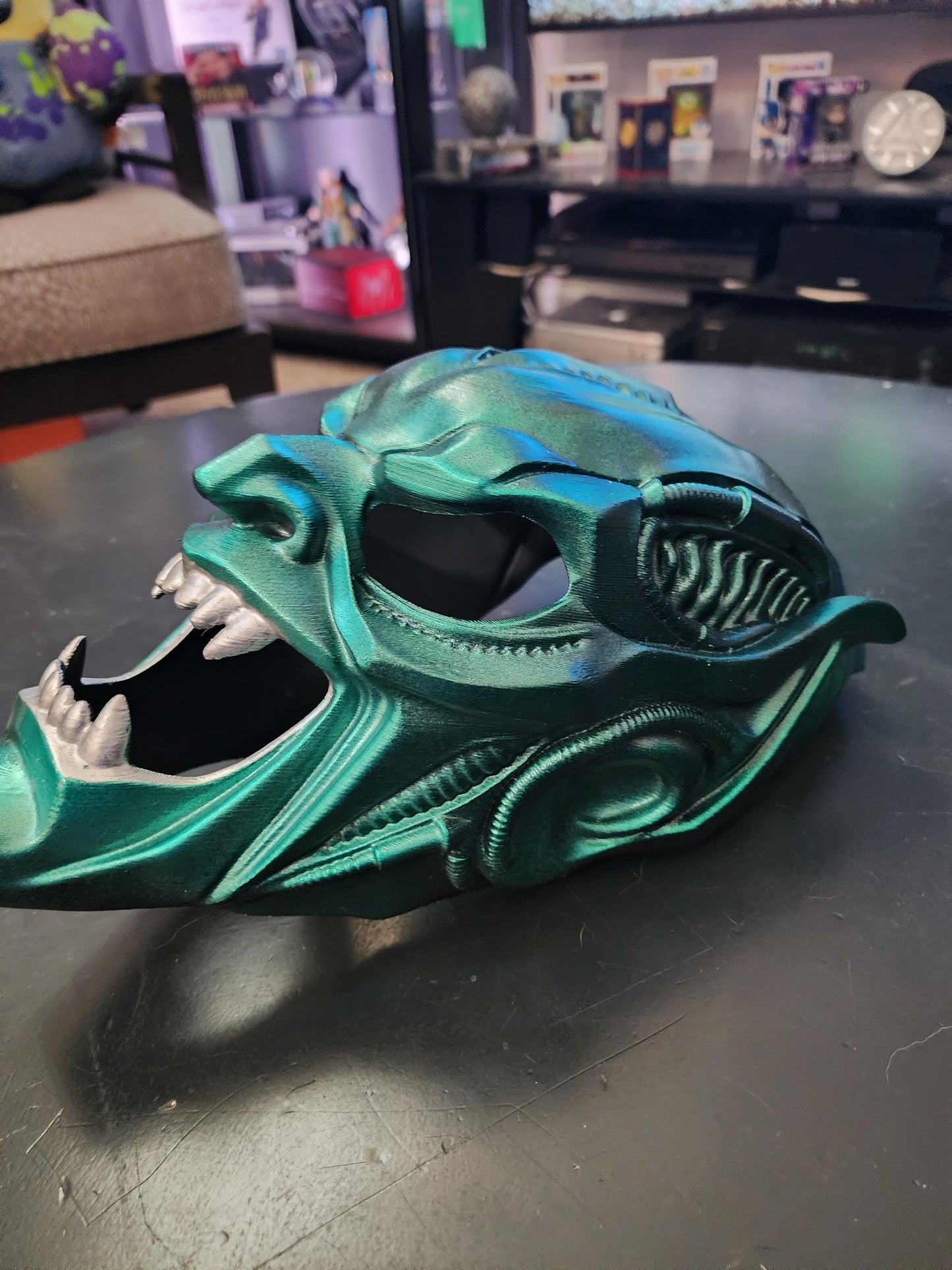 H.R. Giger Inspired Green Goblin Helmet – Wearable Cosplay STL (Digital Download)