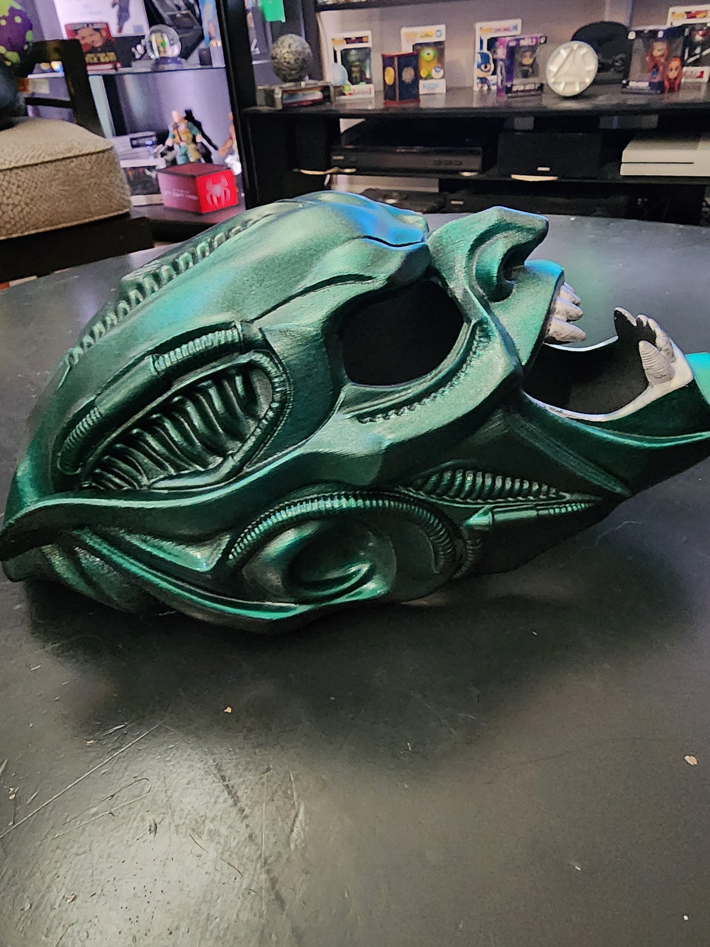 H.R. Giger Inspired Green Goblin Helmet – Wearable Cosplay STL (Digital Download)