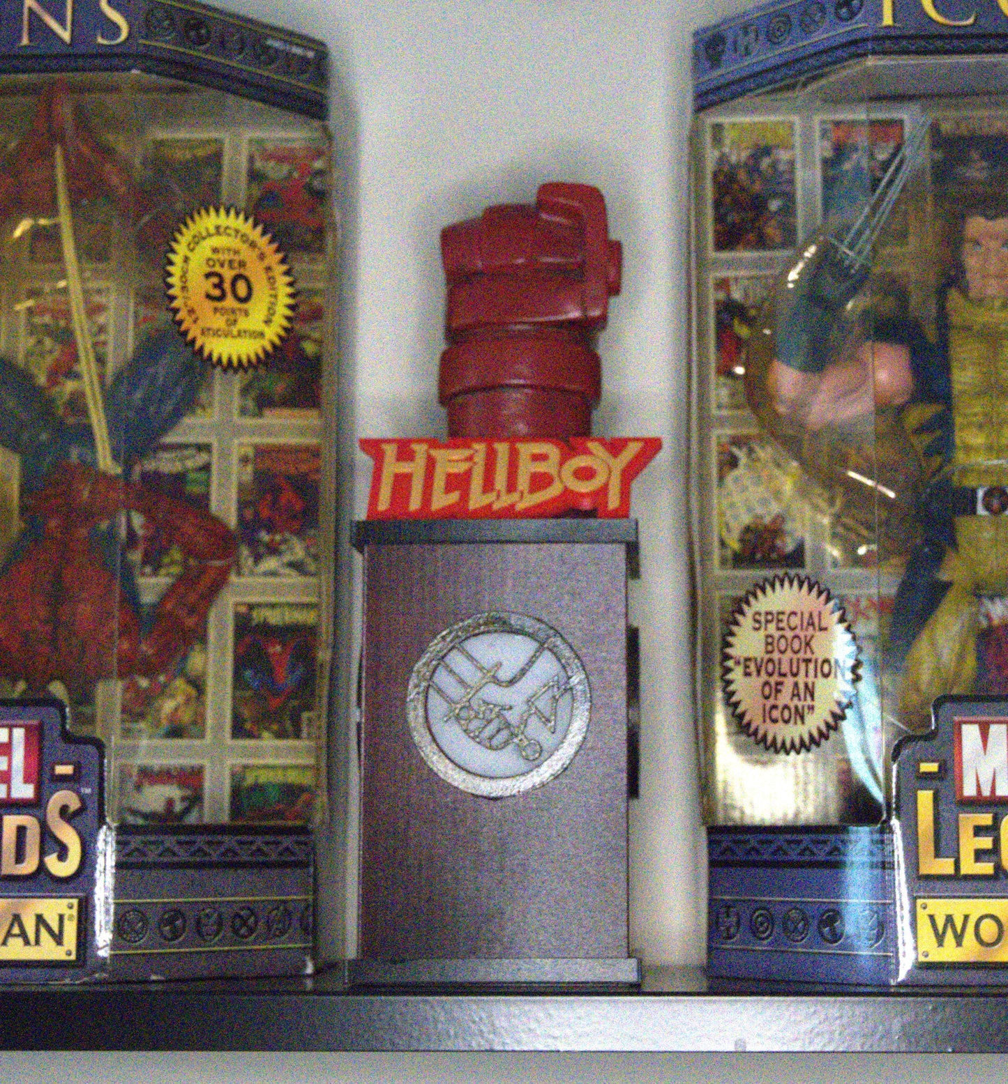 Holodex™ Mini - HB (Hellboy)